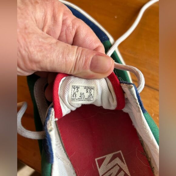 Vans Old Skool Unisex Colorblock Yacht Club Suede Low Top Skate Sneakers W9 M7.5 - Picture 9 of 9